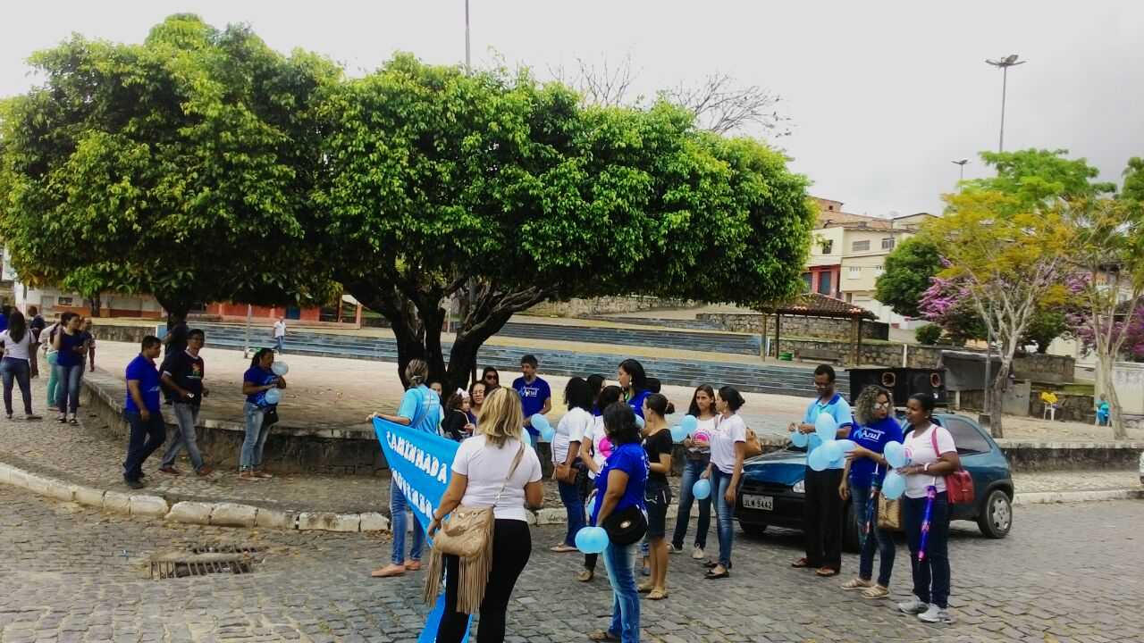 Unidade de Saúde Luís Pereira de Castro realiza caminhada novembro azul
